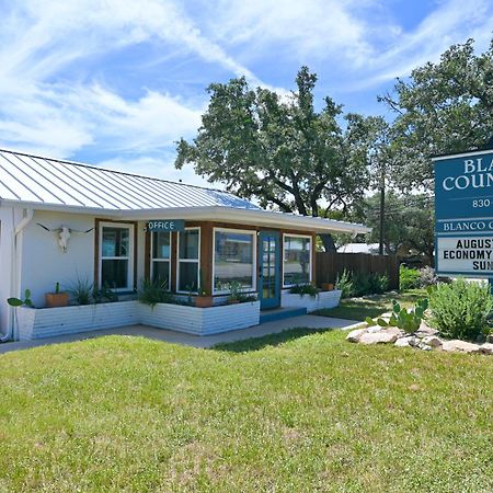 Blanco County Inn & Guesthouses Exterior foto