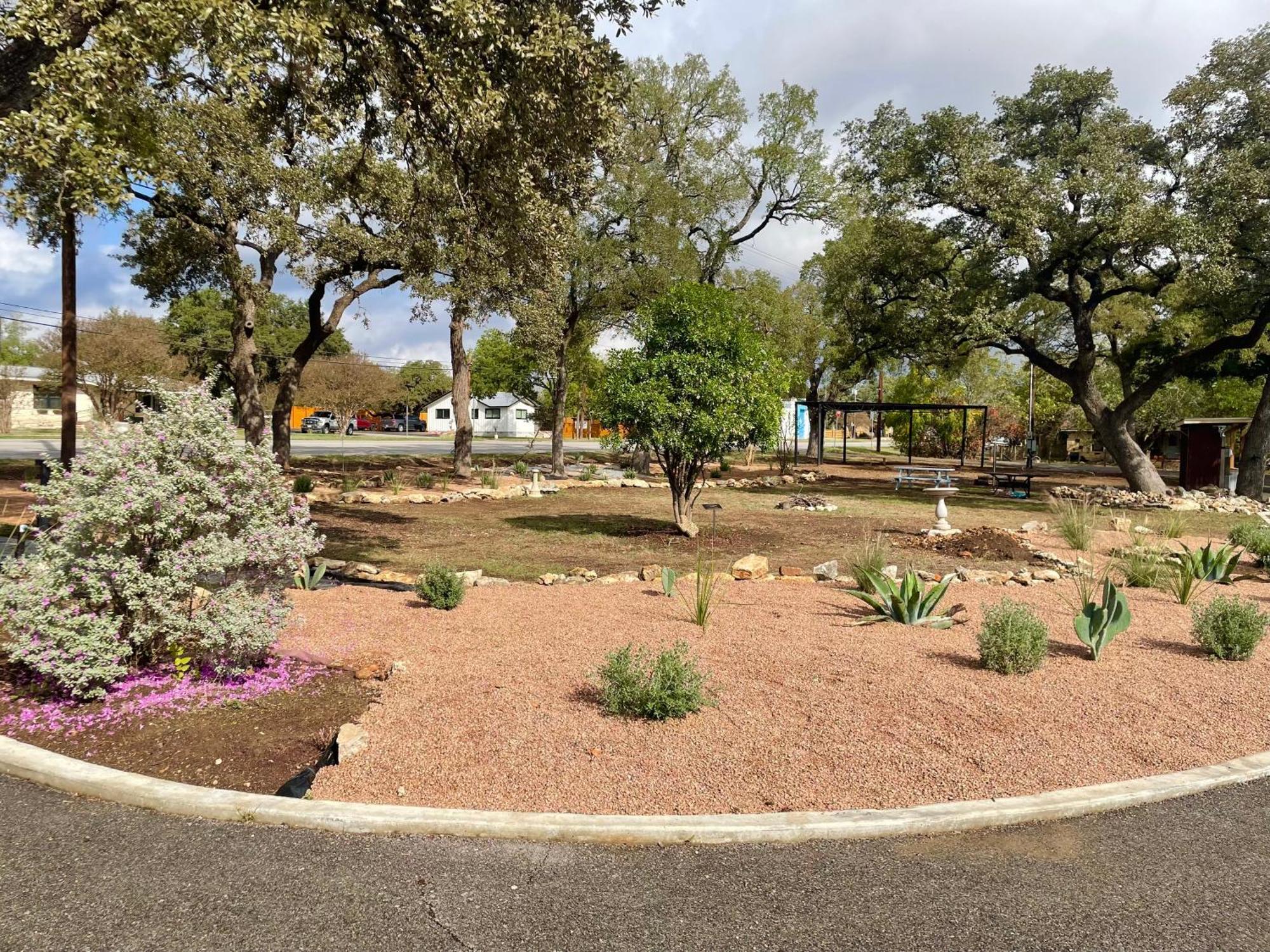 Blanco County Inn & Guesthouses Exterior foto