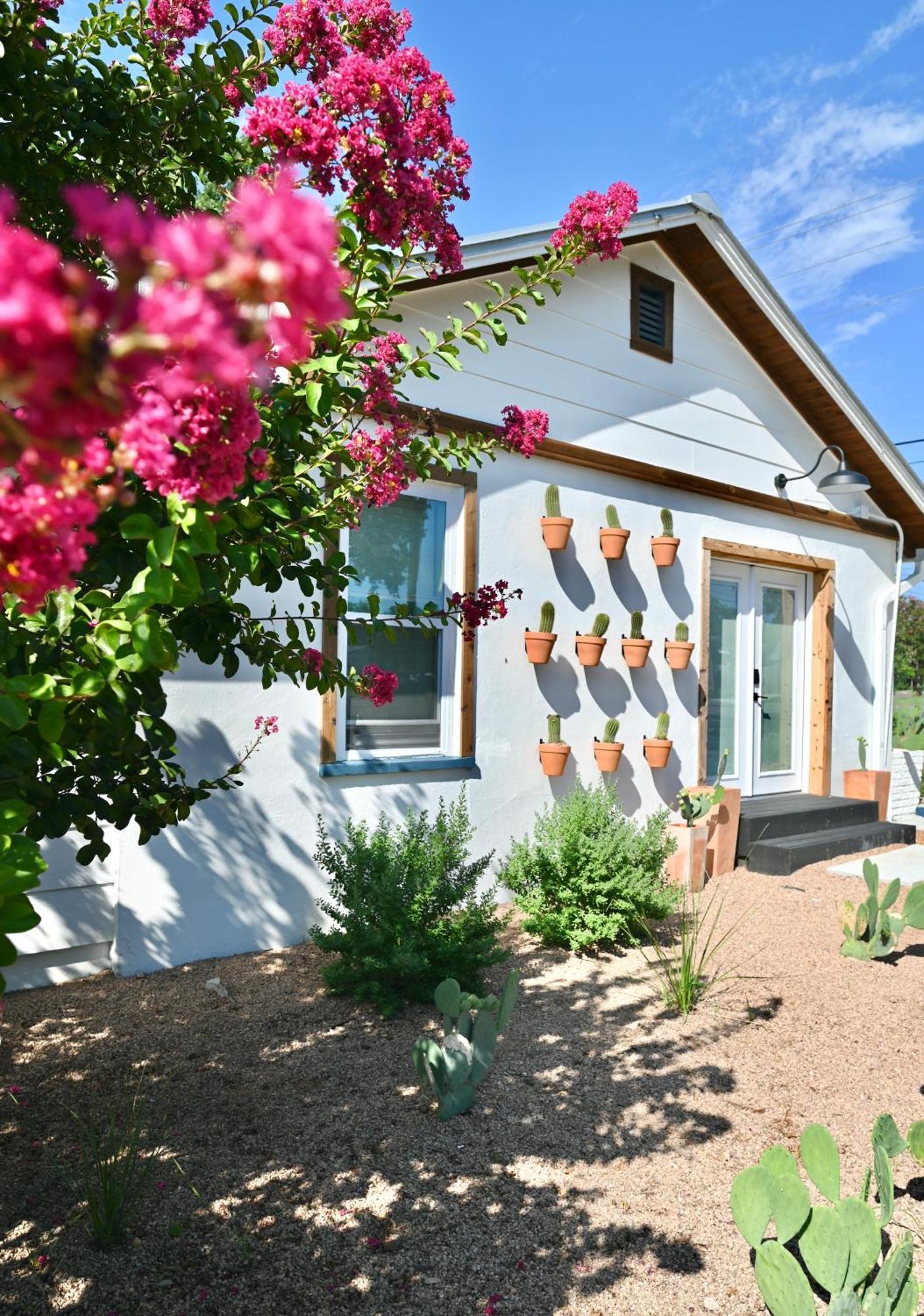 Blanco County Inn & Guesthouses Exterior foto